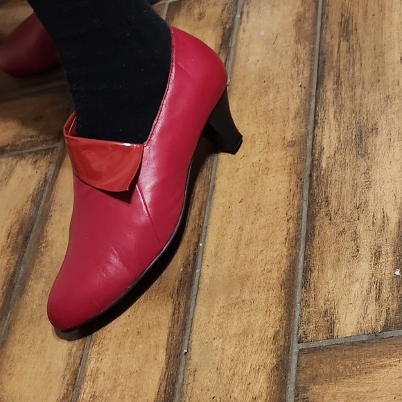 AJ Valenci Built for Comfort Leather Shoes Red, size 12.5 W, fits a size 13 - Picture 6 of 9